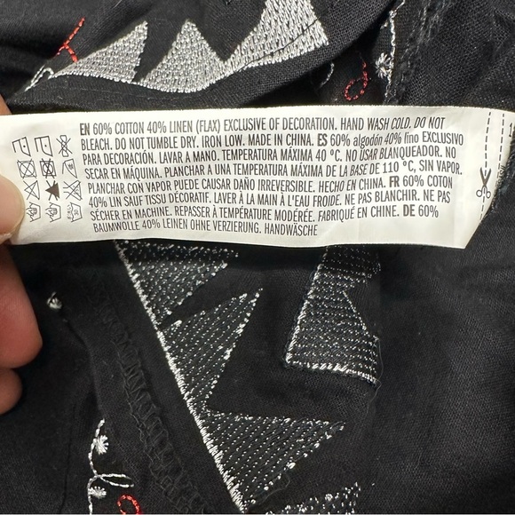 Free the Roses Black and Red Embellished A-line Dress size M - Picture 6 of 10